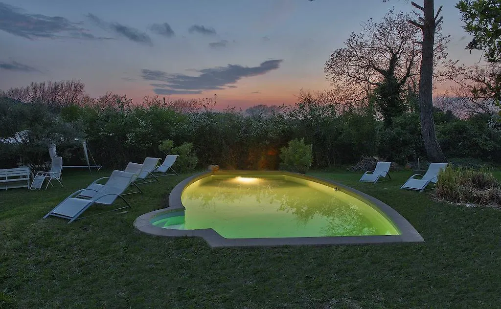 Bed & Breakfast Villa La Musardiere Villecroze